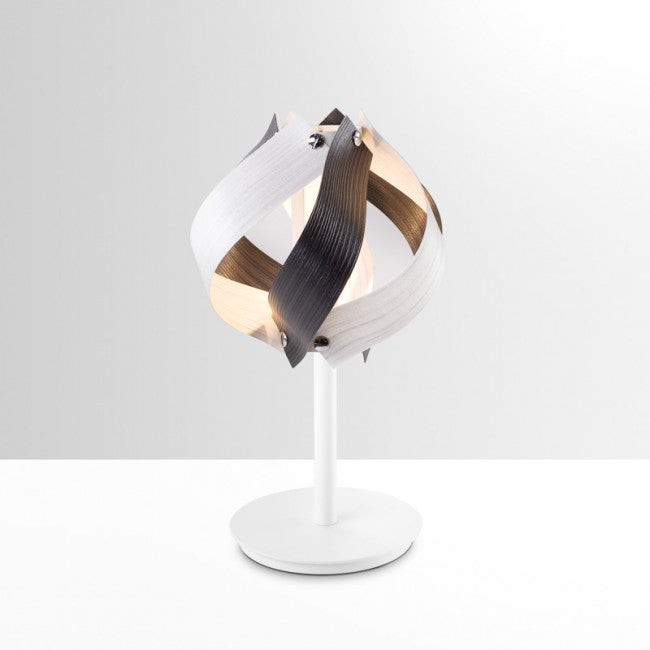 Lampade da tavolo. Arreda con stile i tuoi interni.